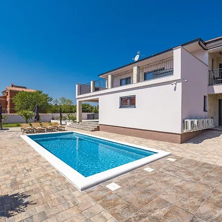 Villa Novak Villaggio *