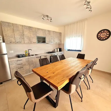 Novak Villaggio Villa *
